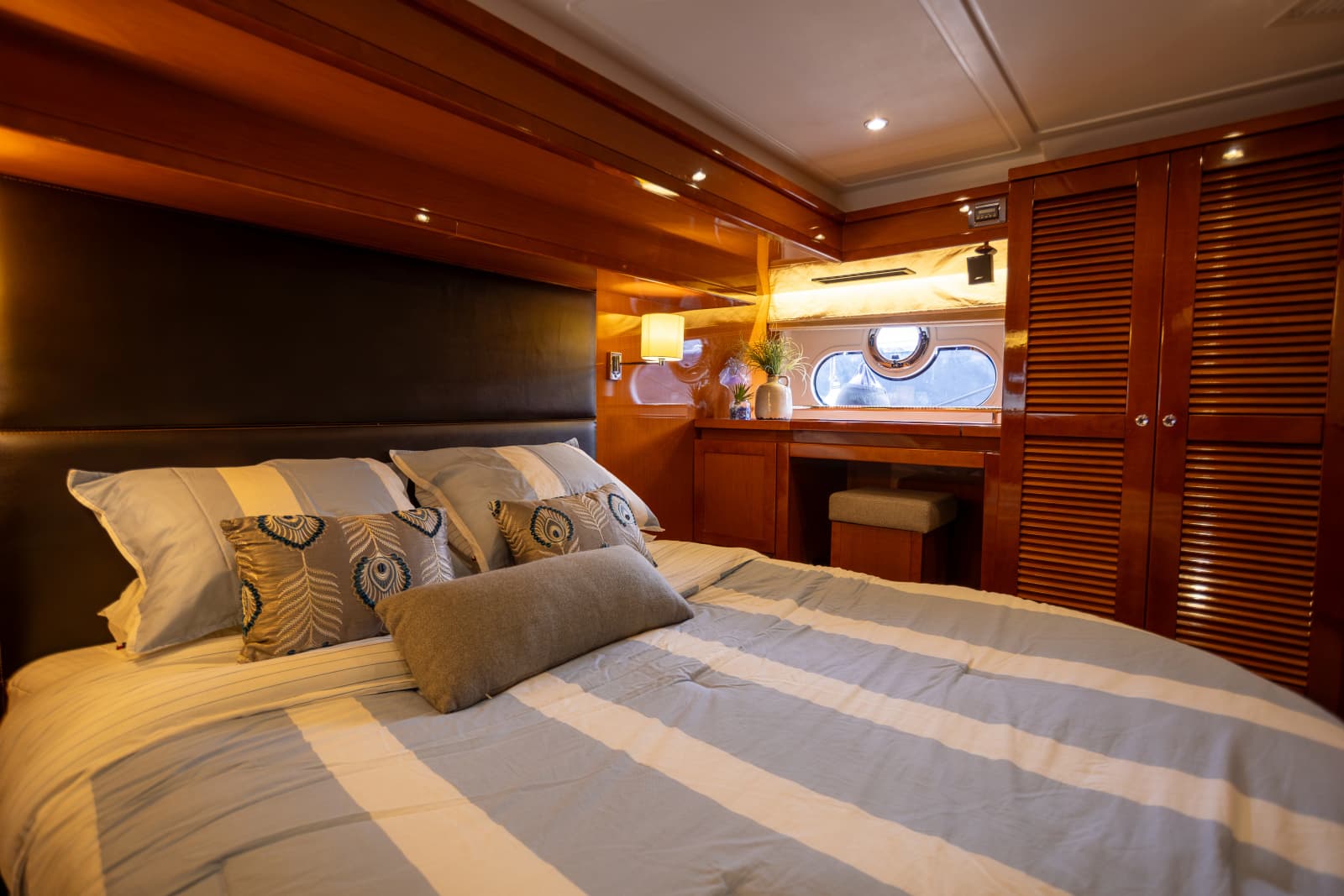 2017 Beneteau Swift Trawler 50 - Photo 39