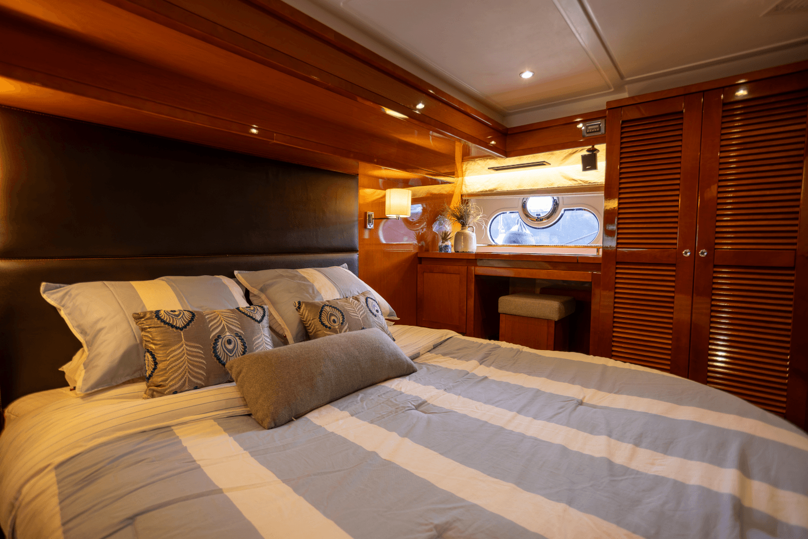 2017 Beneteau Swift Trawler 50 - Photo 39