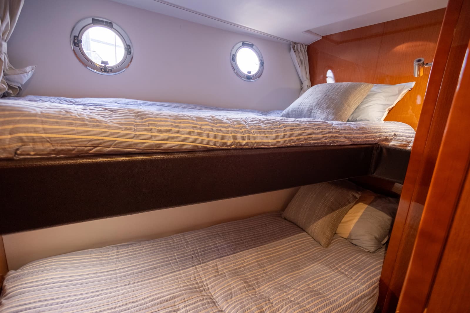 2017 Beneteau Swift Trawler 50 - Photo 35