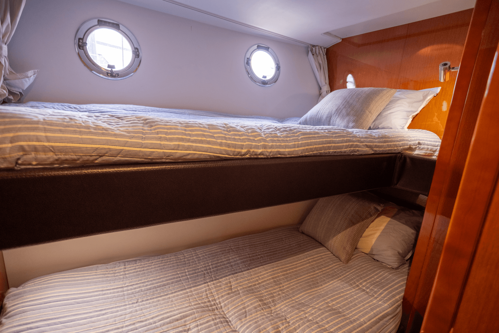 2017 Beneteau Swift Trawler 50 - Photo 35