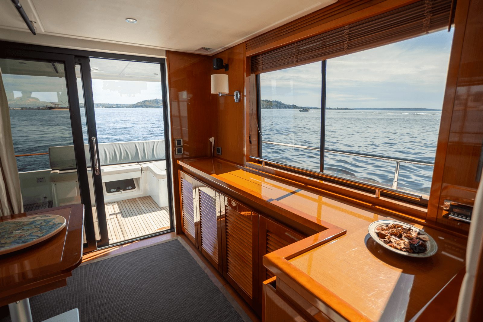 2017 Beneteau Swift Trawler 50 - Photo 18