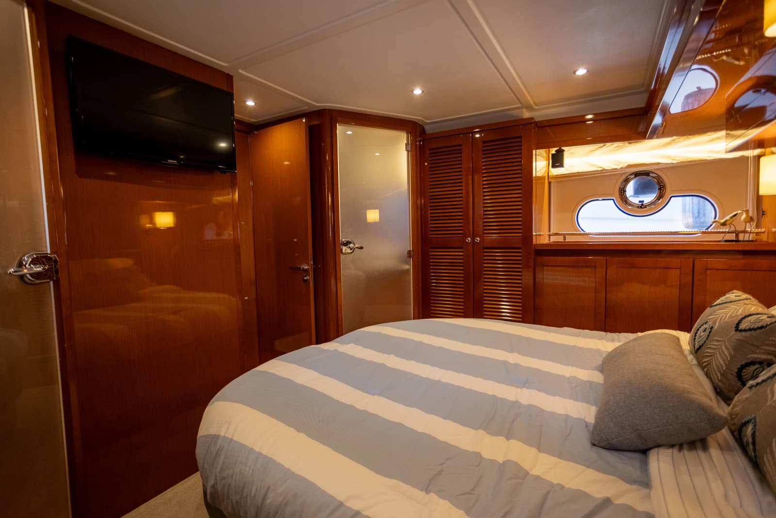 2017 Beneteau Swift Trawler 50 - Photo 38