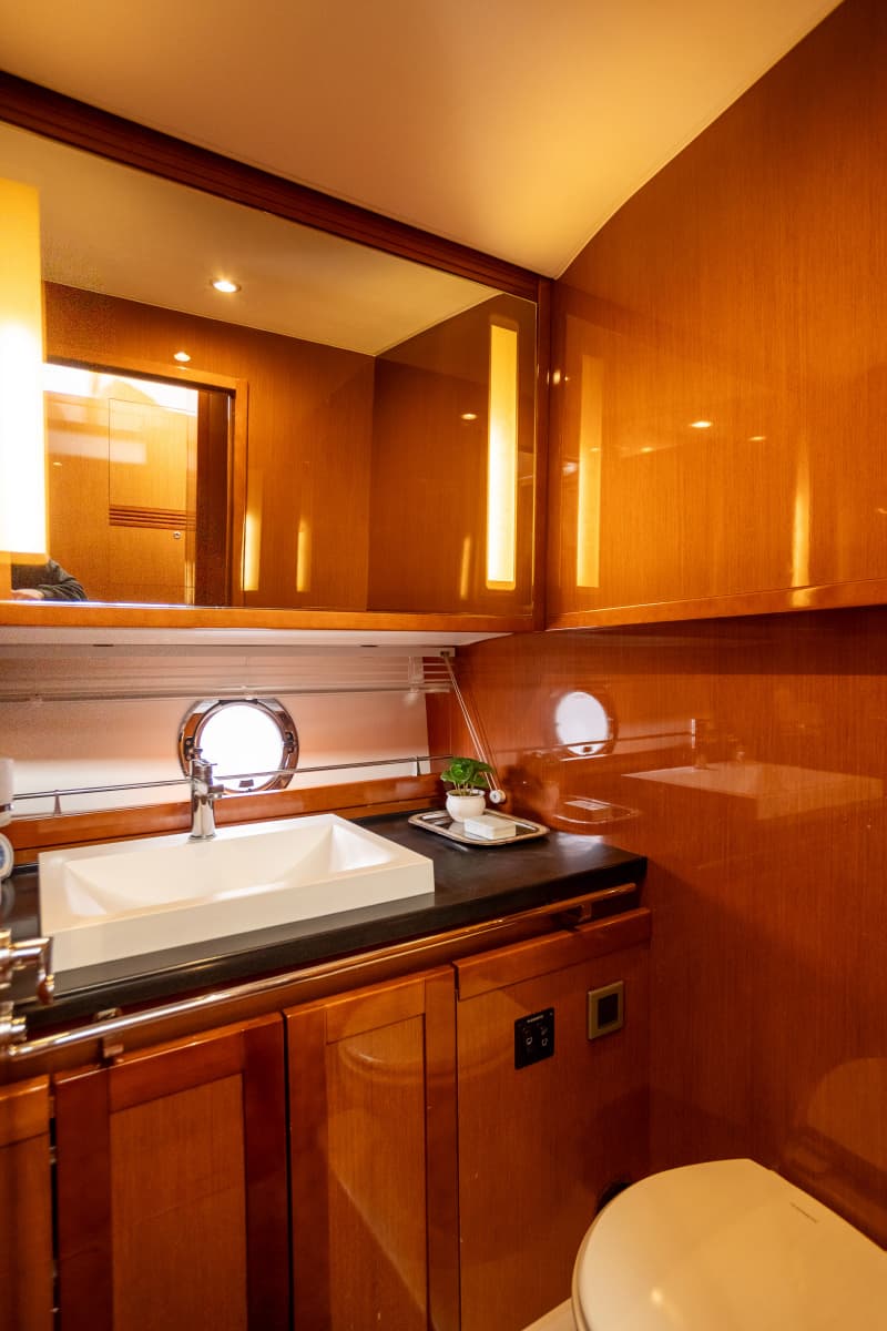 2017 Beneteau Swift Trawler 50 - Photo 31
