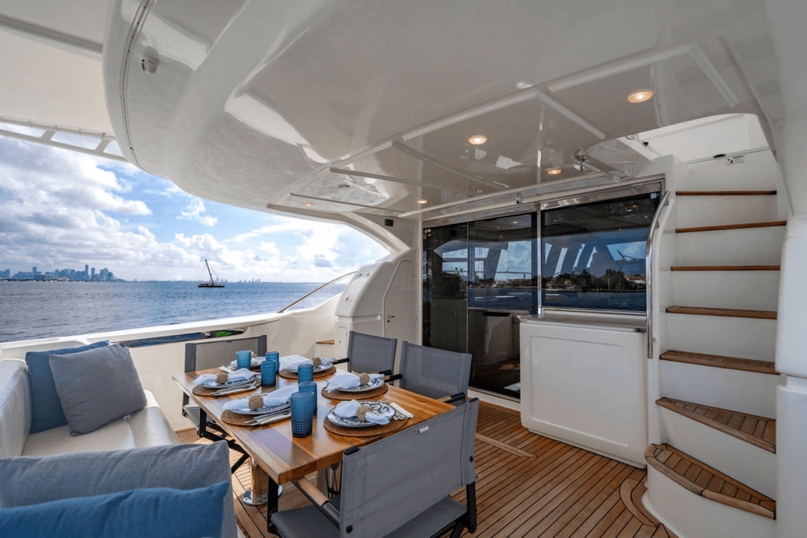 2012 Ferretti Yachts 62 FLY - Photo 8