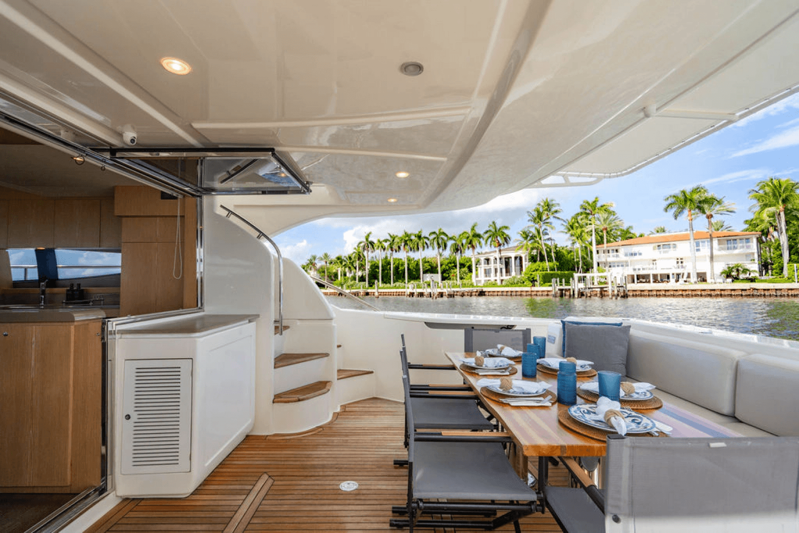 2012 Ferretti Yachts 62 FLY - Photo 14