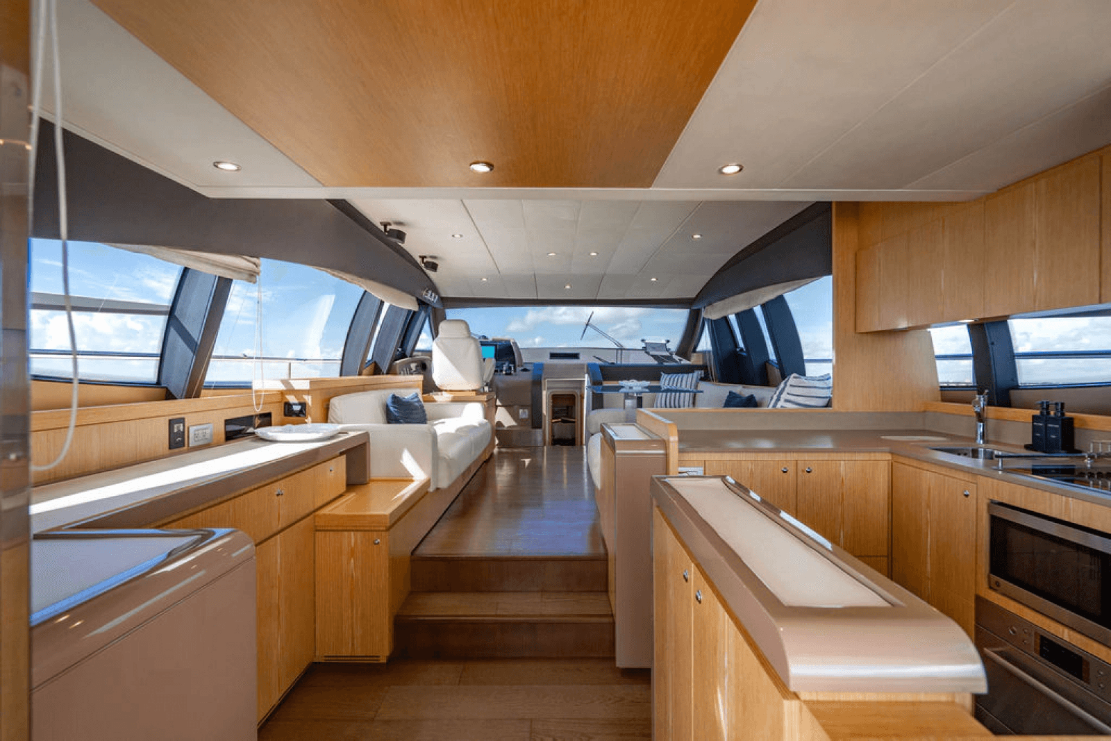 2012 Ferretti Yachts 62 FLY - Photo 16