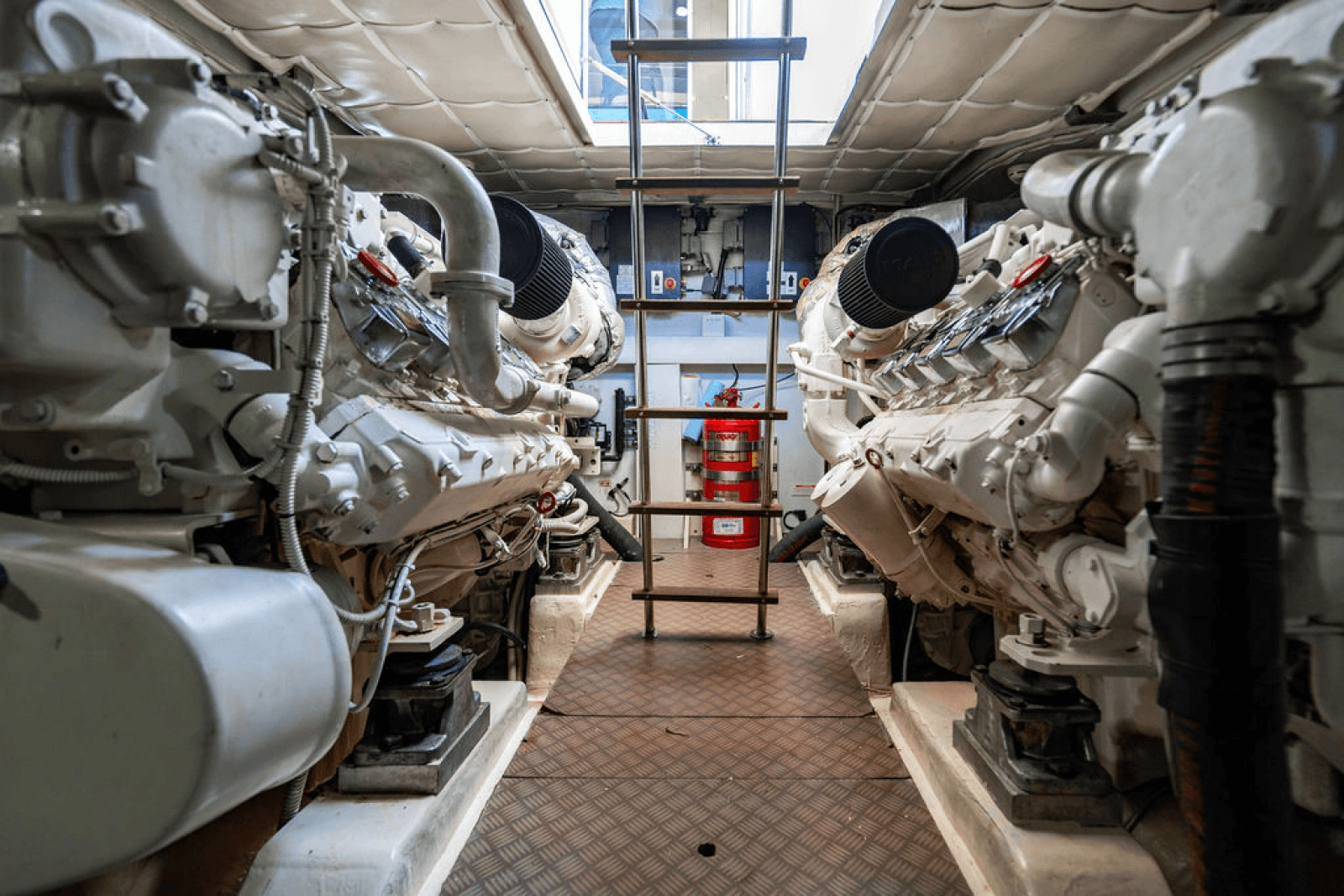 2012 Ferretti Yachts 62 FLY - Photo 52