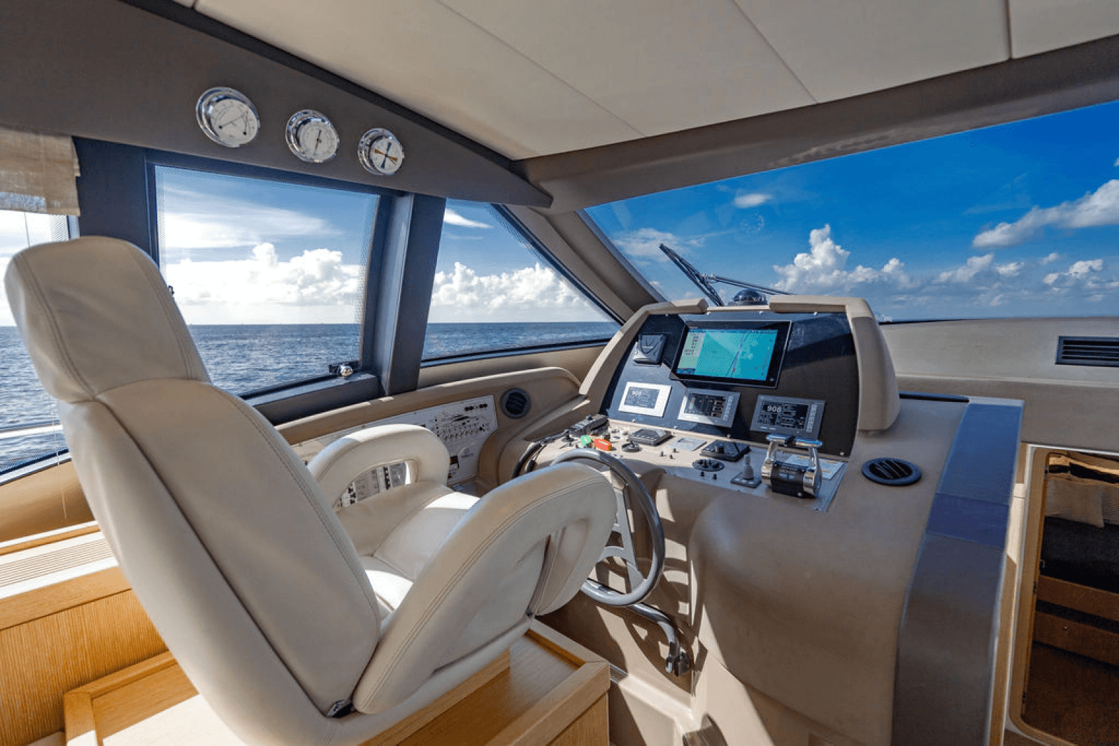 2012 Ferretti Yachts 62 FLY - Photo 25