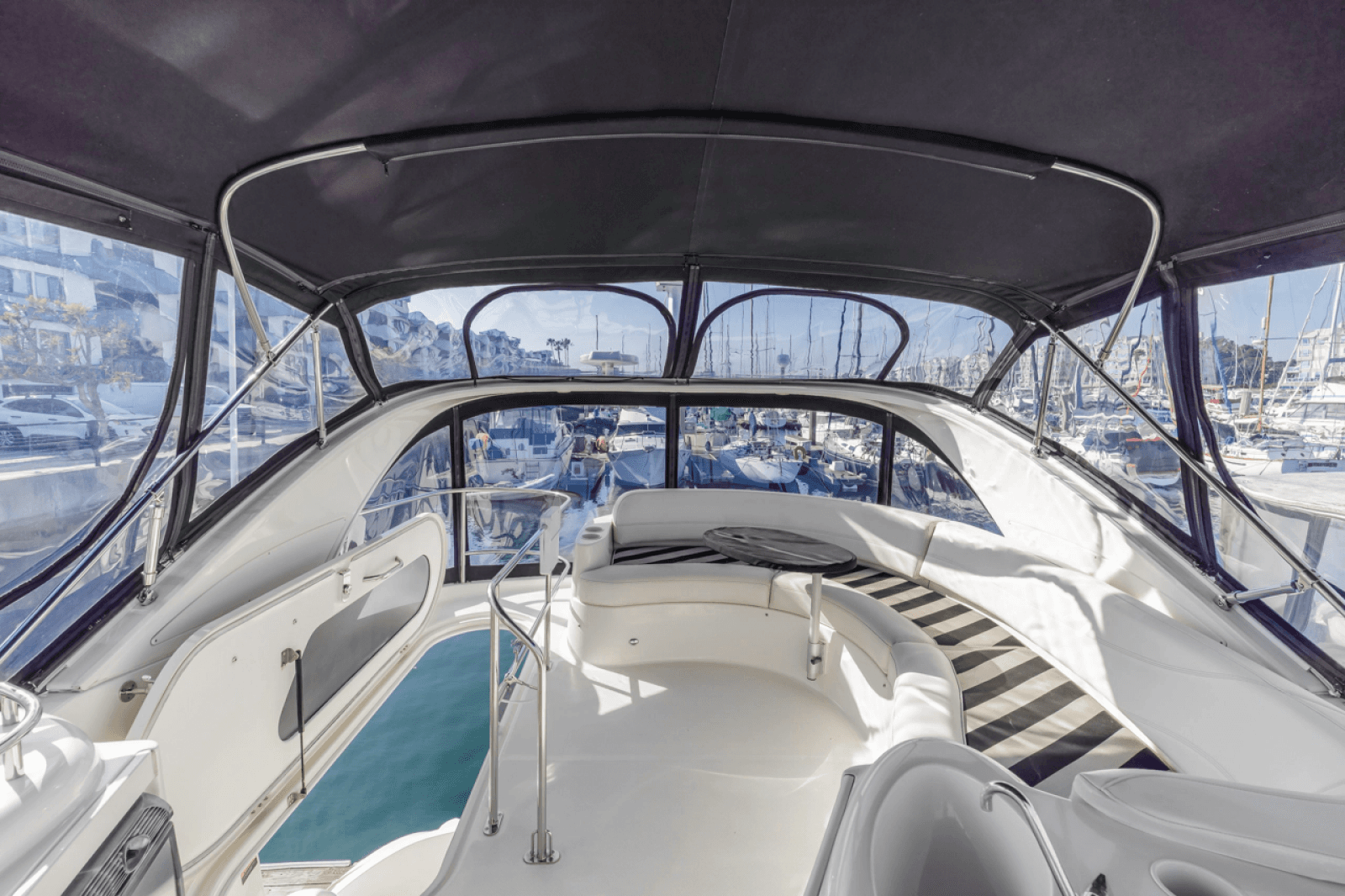 2008 Meridian 391 Sedan Bridge - Photo 26