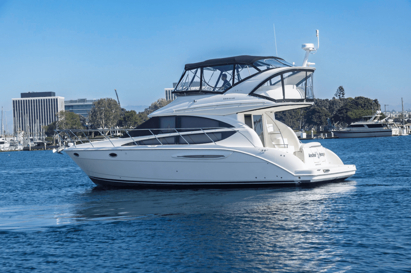 2008 Meridian 391 Sedan Bridge - Photo 4