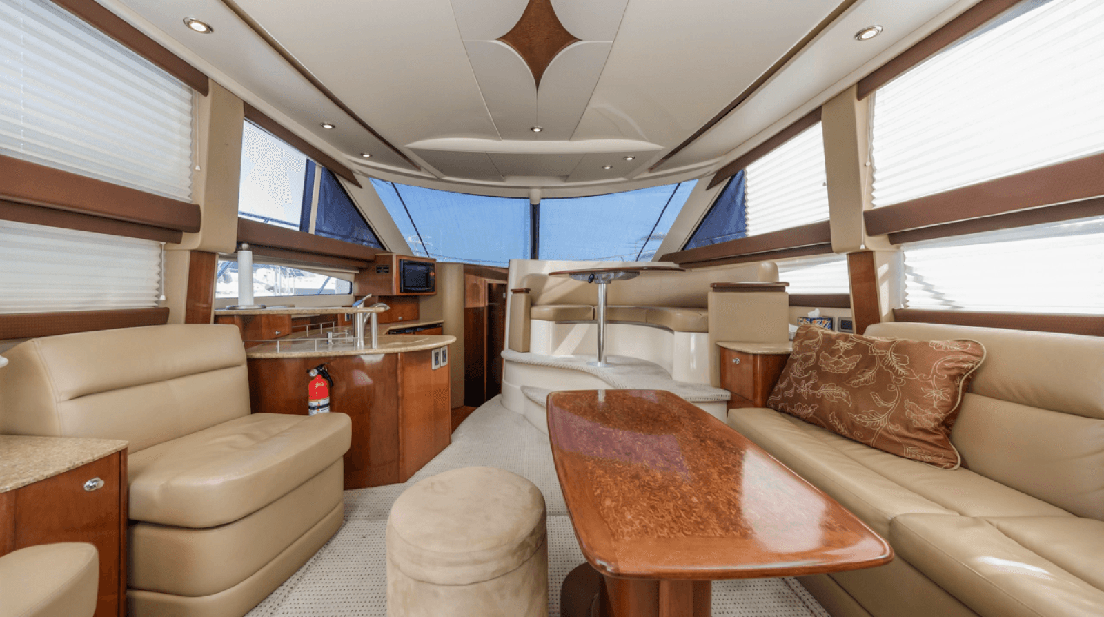 2008 Meridian 391 Sedan Bridge - Photo 31
