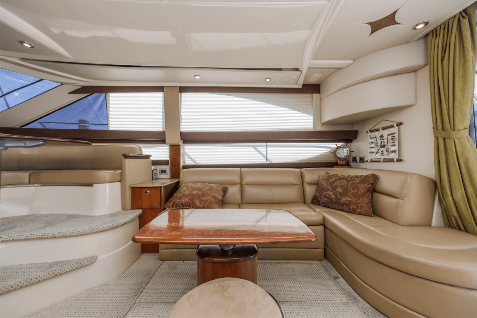 2008 Meridian 391 Sedan Bridge - Photo 46