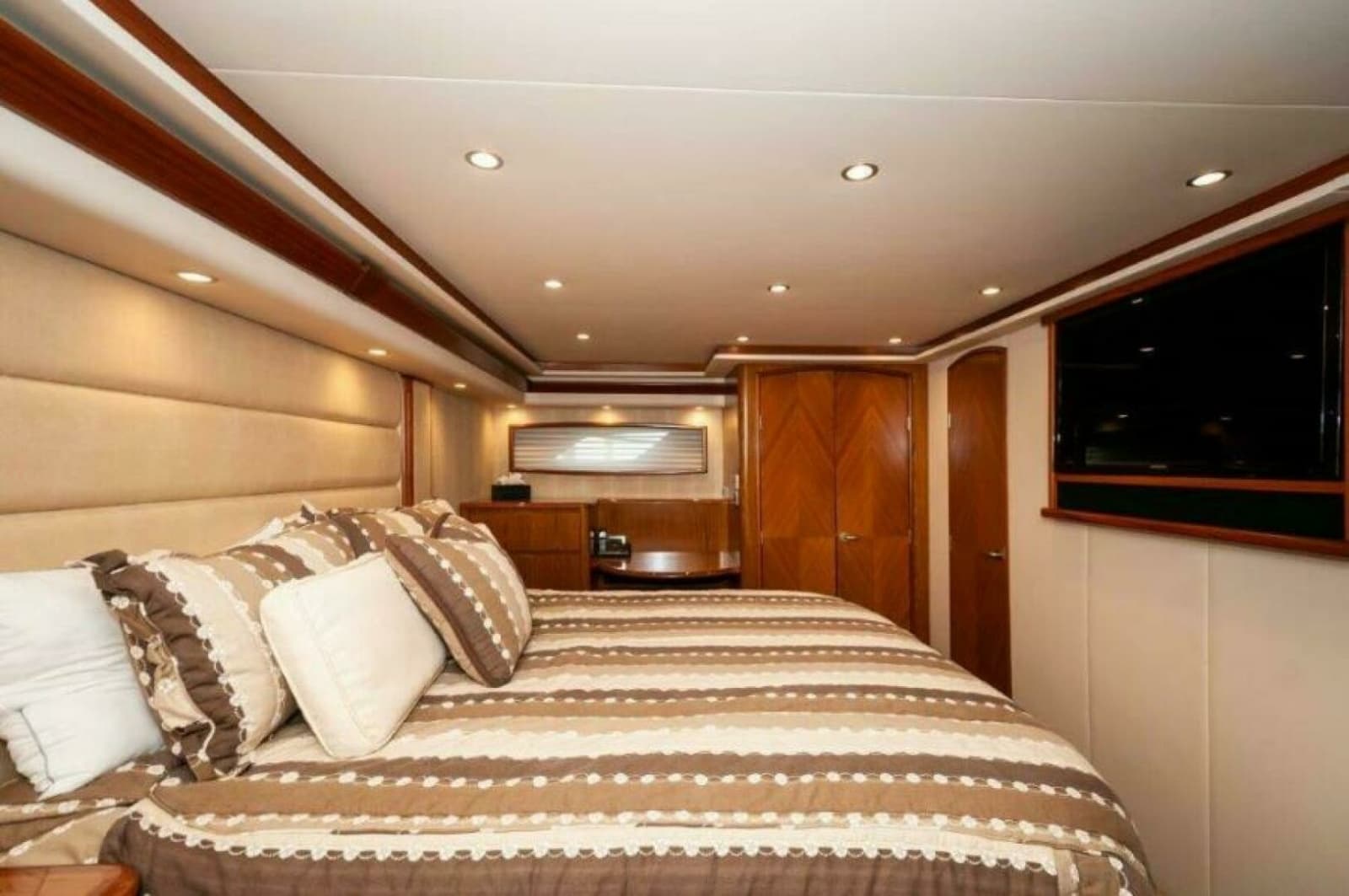 2012 Viking 76 Enclosed Sky Bridge - Photo 24