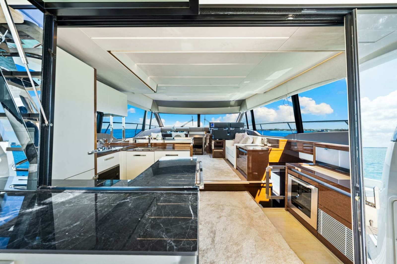 2019 Prestige 630 Flybridge - Photo 30