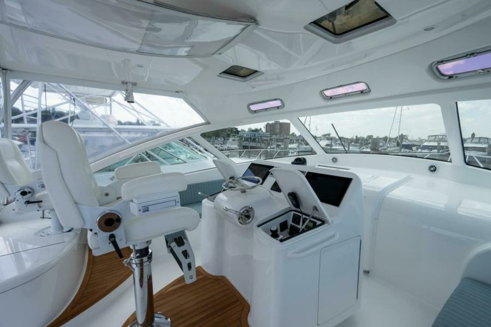 2012 Viking Open 42 - Photo 17