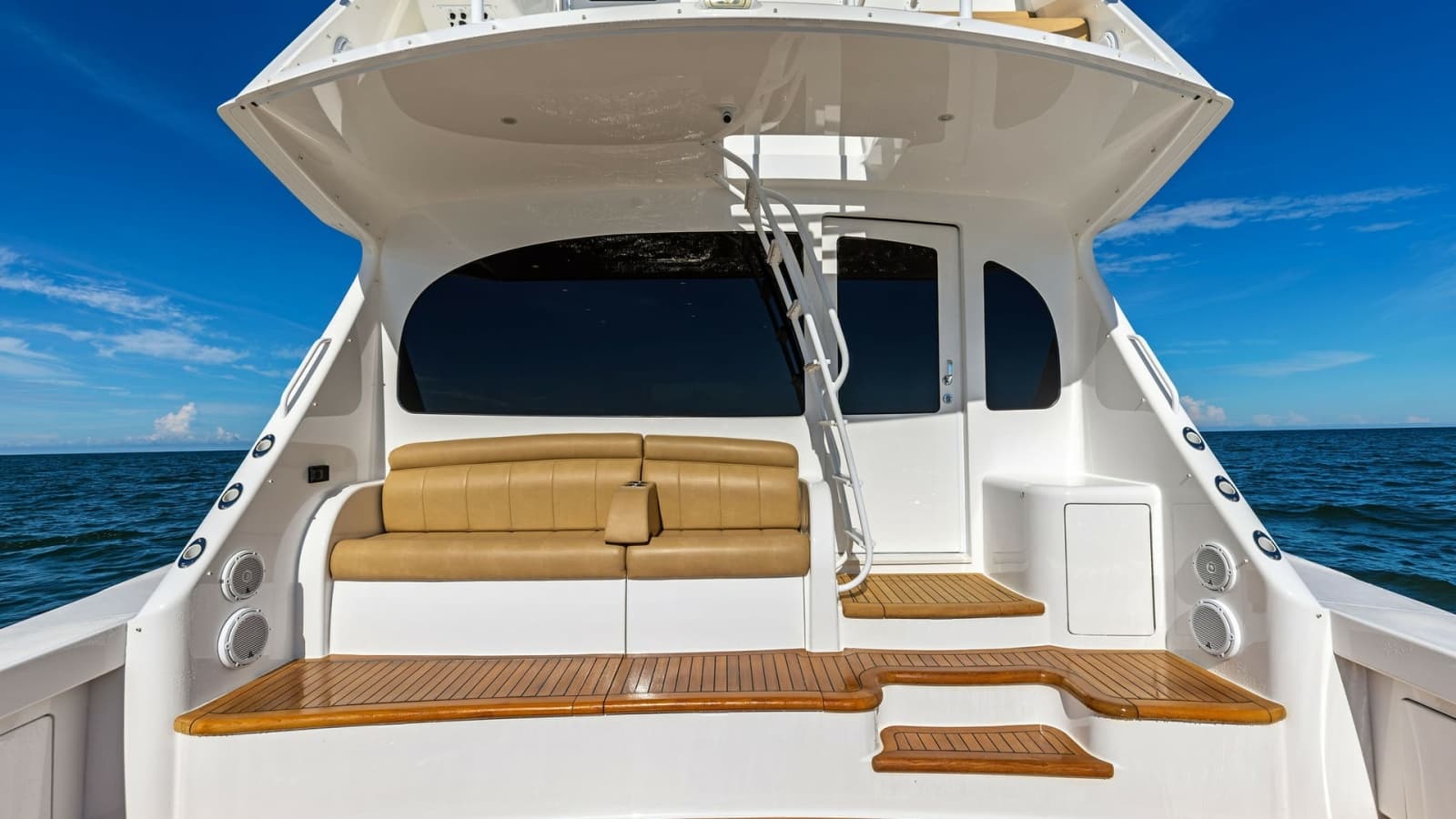 2018 Viking 62 Enclosed Bridge - Photo 8