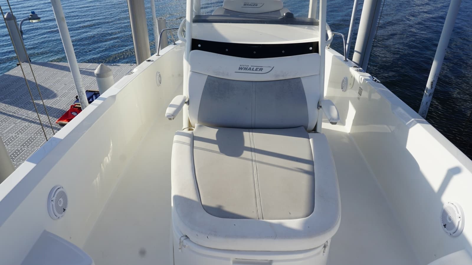 2016 Boston Whaler 270 Dauntless - Photo 9