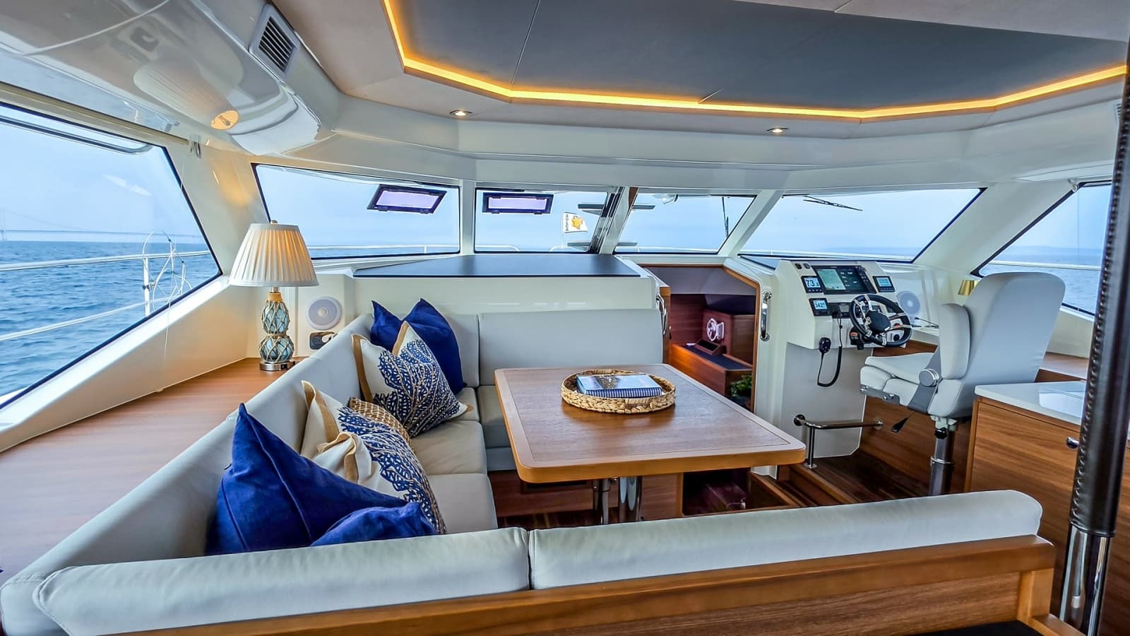 2023 Aquila 44 Catamaran - Photo 2