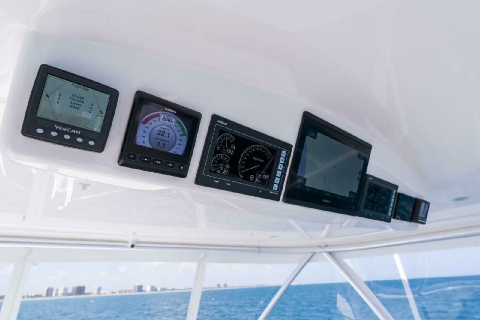 2021 Viking 54 Convertible - Photo 52