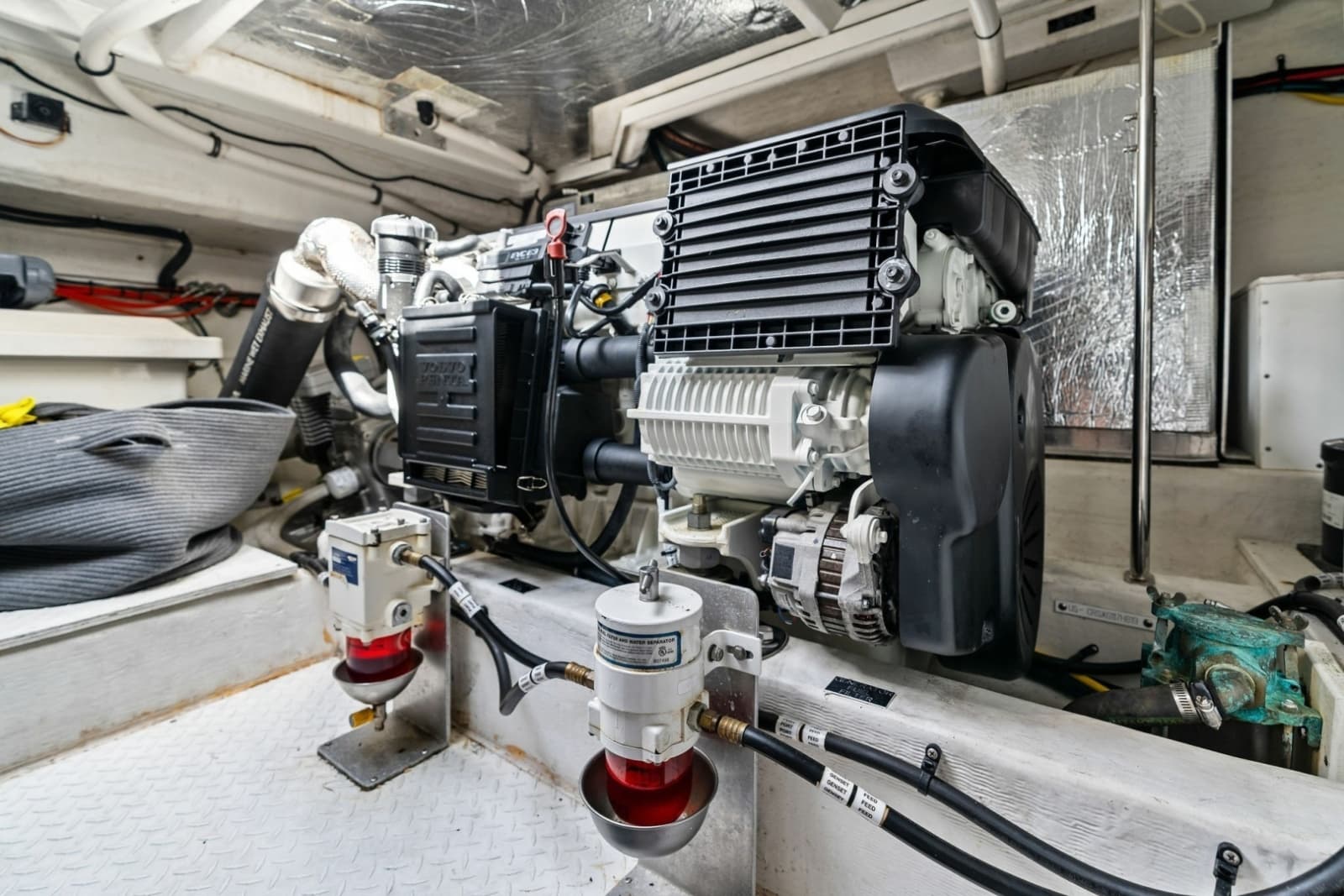 2019 Cruisers Yachts 42 Cantius - Photo 56