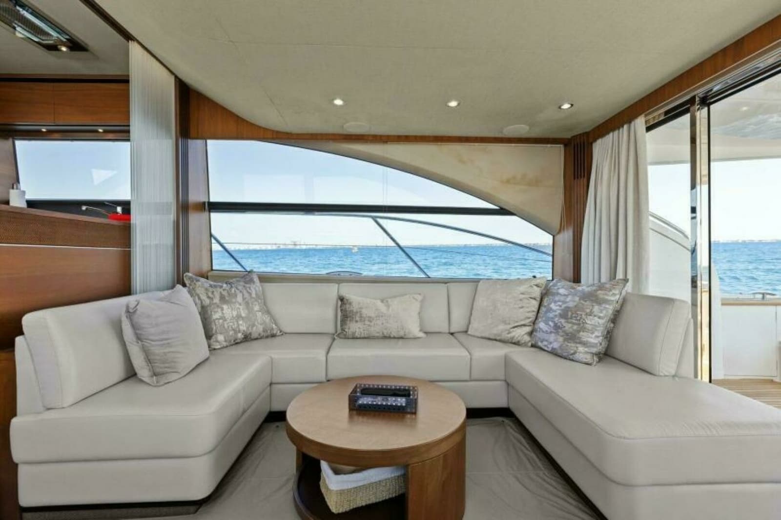 2016 Princess 60 Flybridge - Photo 21