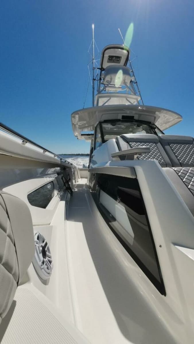 2022 Pursuit S428 - Photo 21
