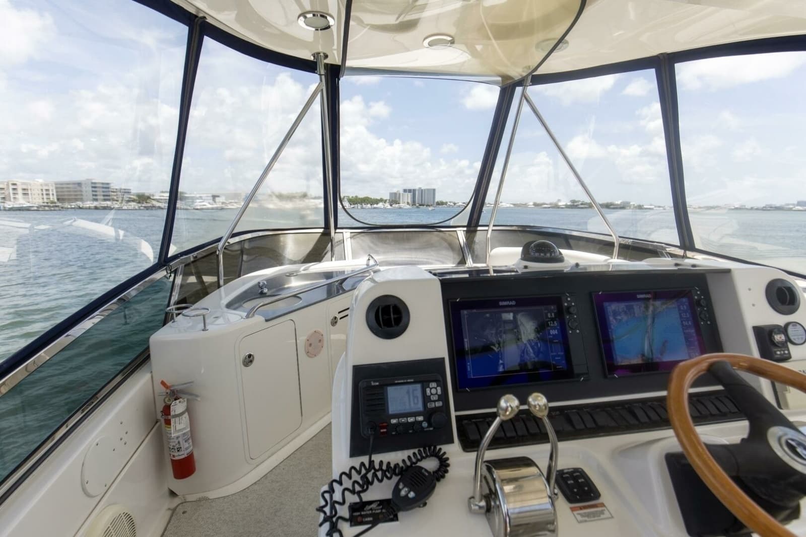 2007 Sea Ray 52 Sedan Bridge - Photo 22