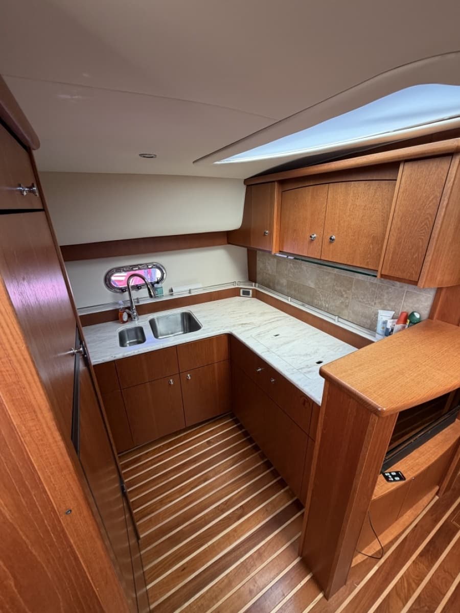 2013 Tiara Yachts 4500 Sovran - Photo 7