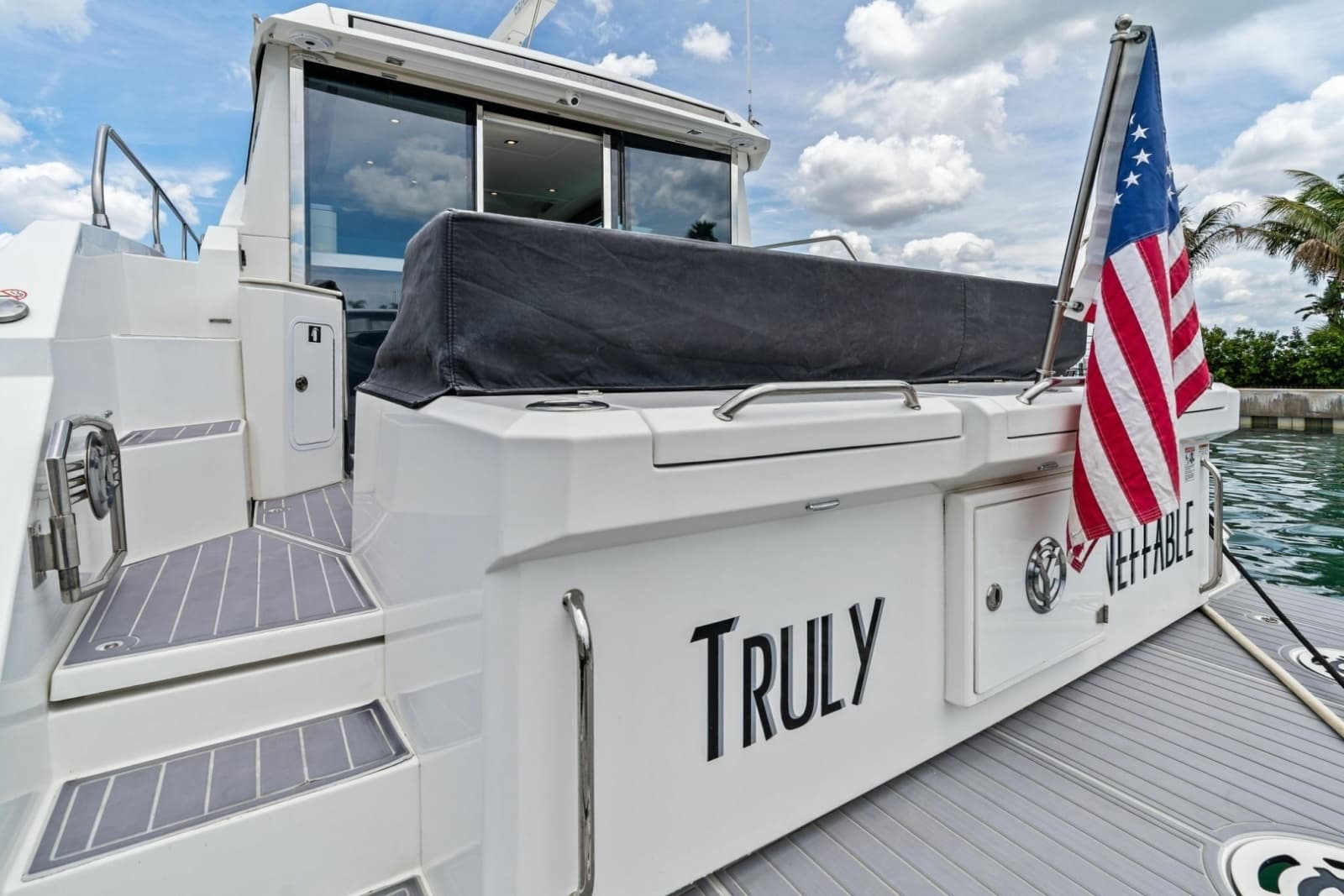 2019 Cruisers Yachts 42 Cantius - Photo 9