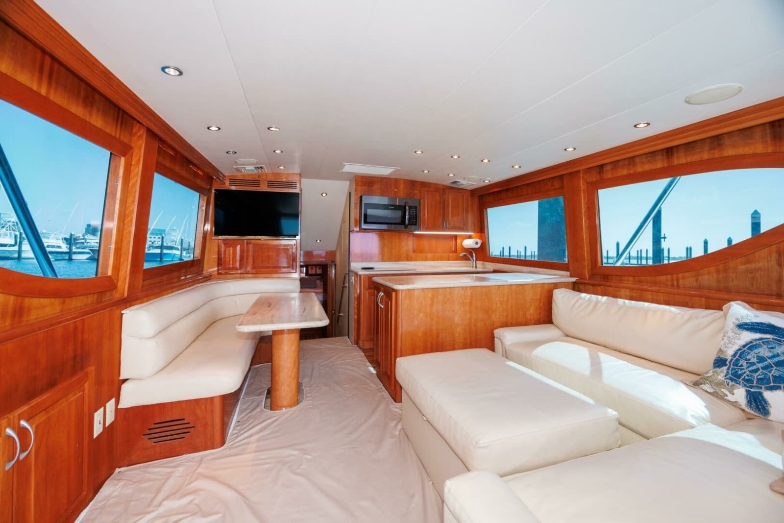 2002 Hatteras 50 Convertible - Photo 4