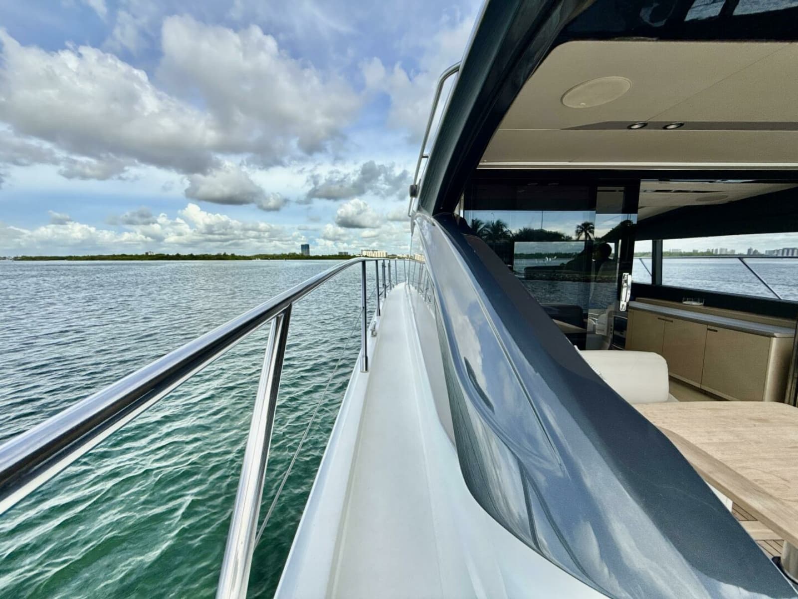 2017 Princess V58 - Photo 45