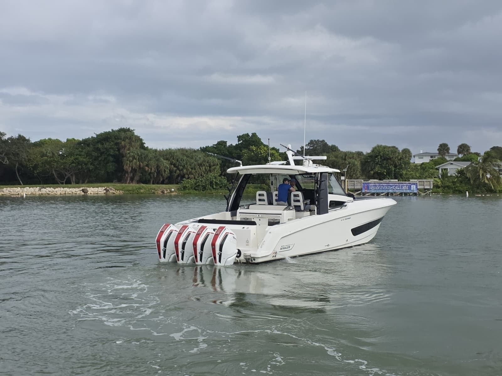 2021 Boston Whaler 420 Outrage - Photo 12