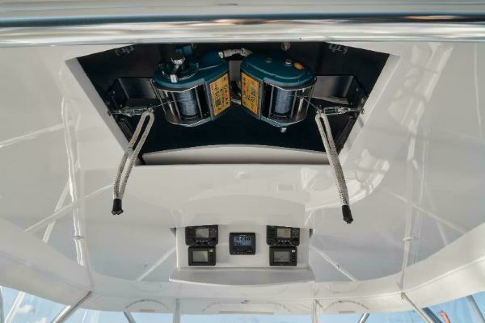 2018 Hatteras GT54 - Photo 17