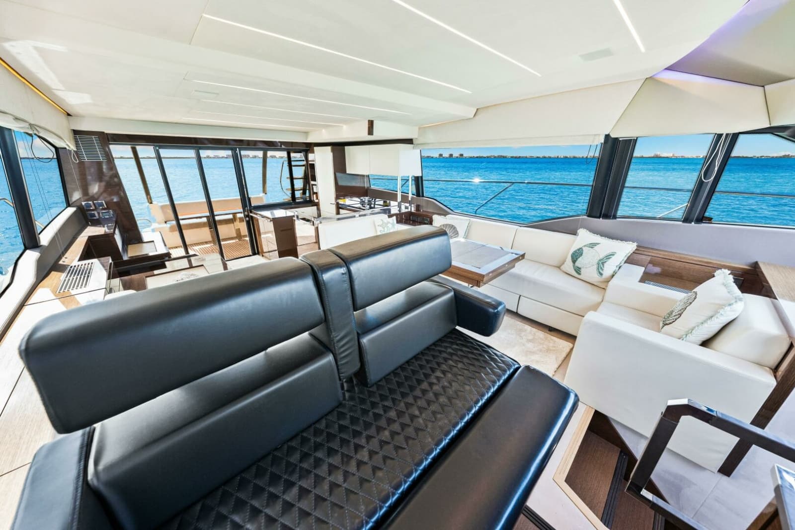 2019 Prestige 630 Flybridge - Photo 43