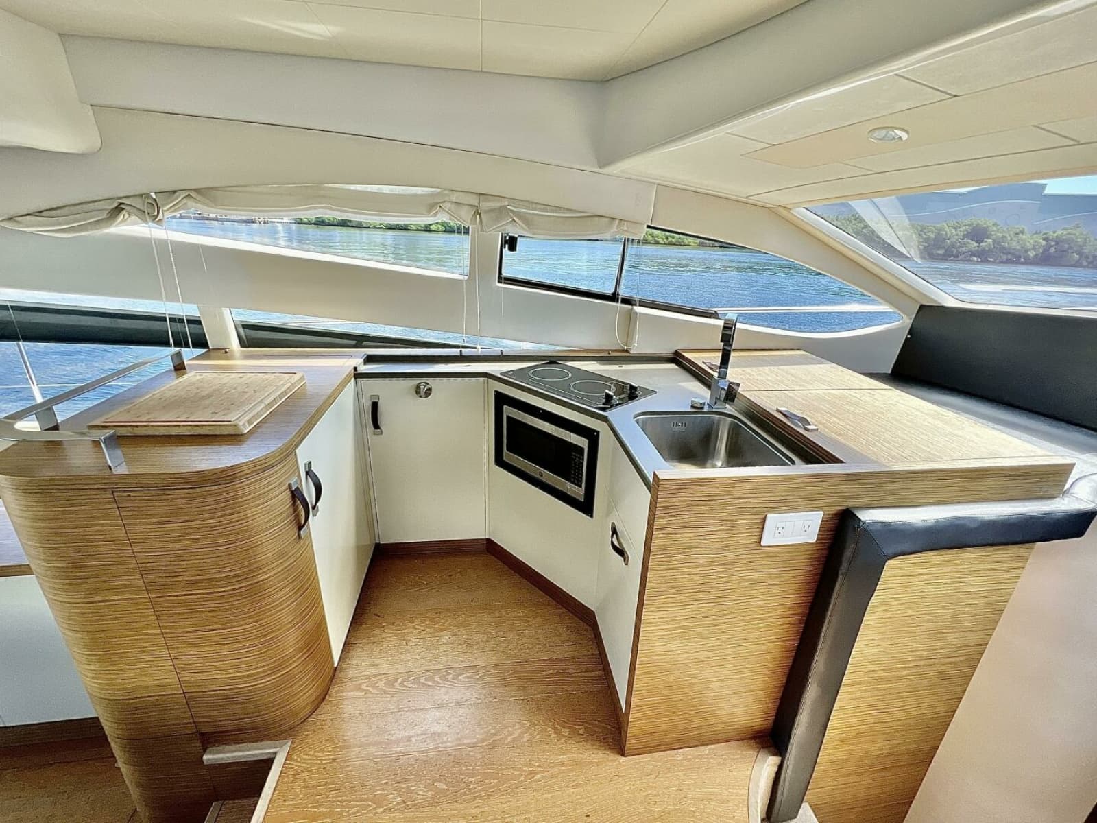 2014 Rodman Muse 44 - Photo 14