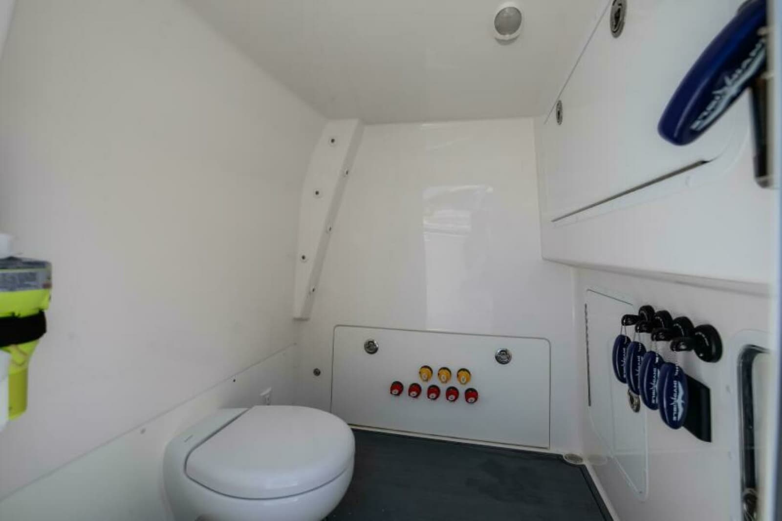 2021 Invincible 35 Catamaran - Photo 19