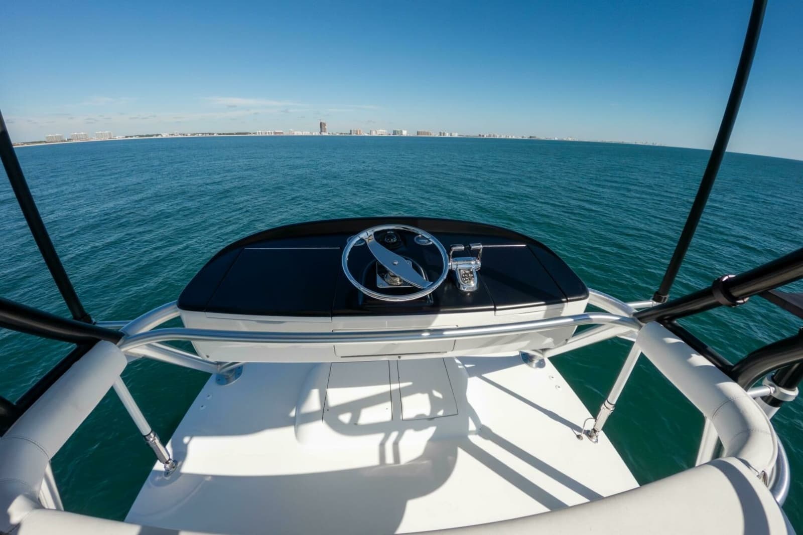 2013 Viking 76 Convertible - Photo 89