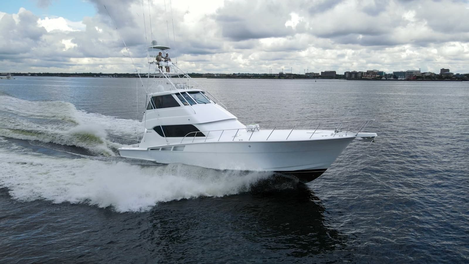 1999 Hatteras 60 Enclosed Bridge Convertible - Photo 1