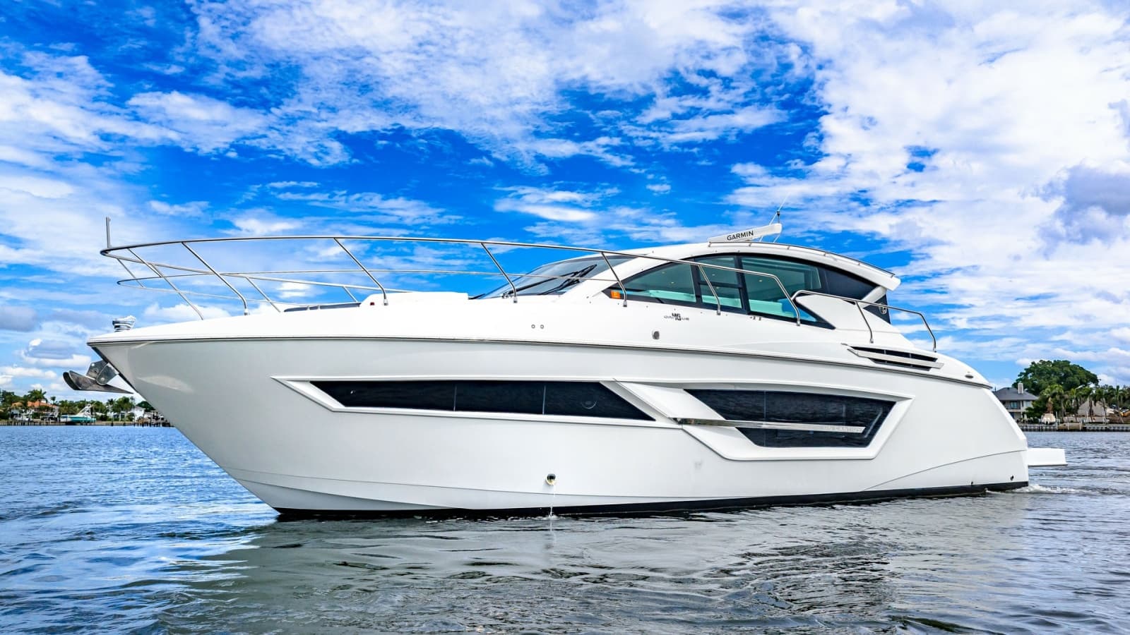 2019 Cruisers Yachts Cantius 46 - Photo 63