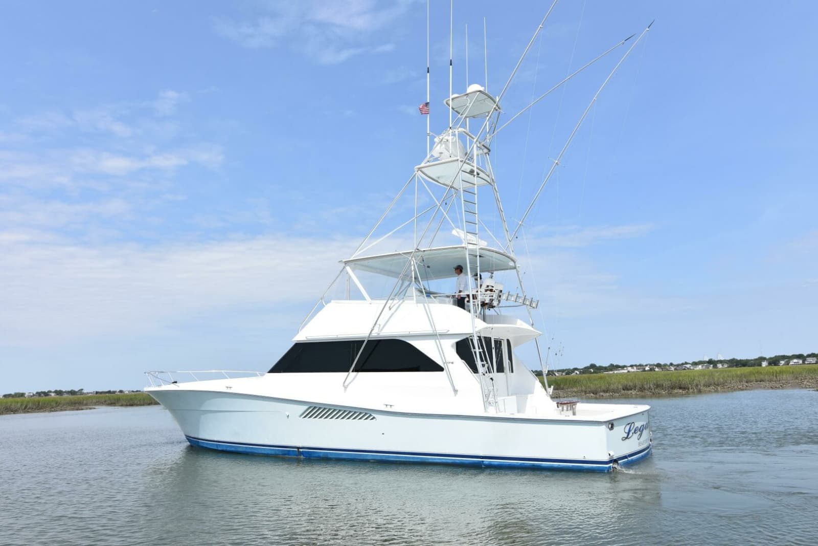 1999 Viking 58 Convertible - Photo 5