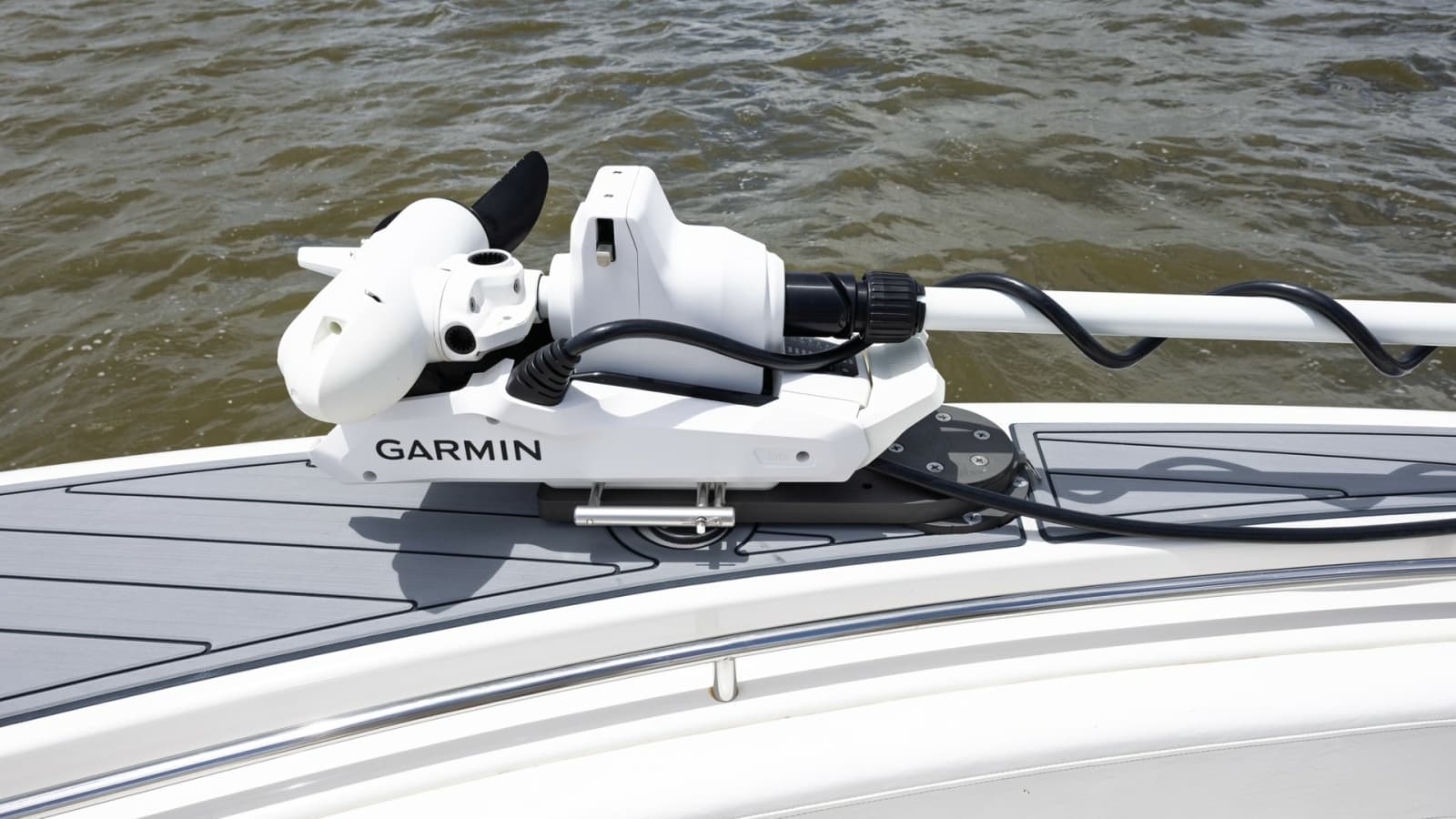 2005 Triton 351 Center Console - Photo 26