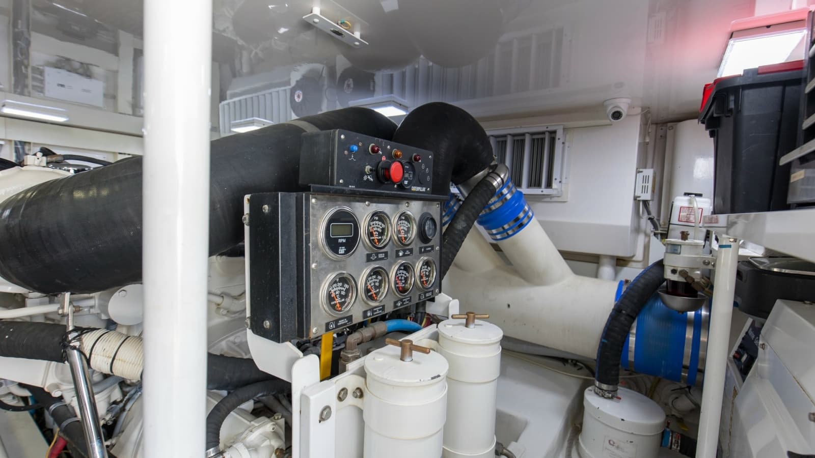 2007 Viking 64 Enclosed Bridge - Photo 56