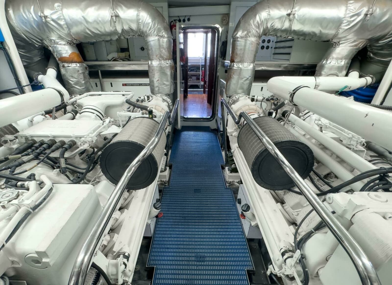 2005 Ocean Alexander 80 motoryacht - Photo 113