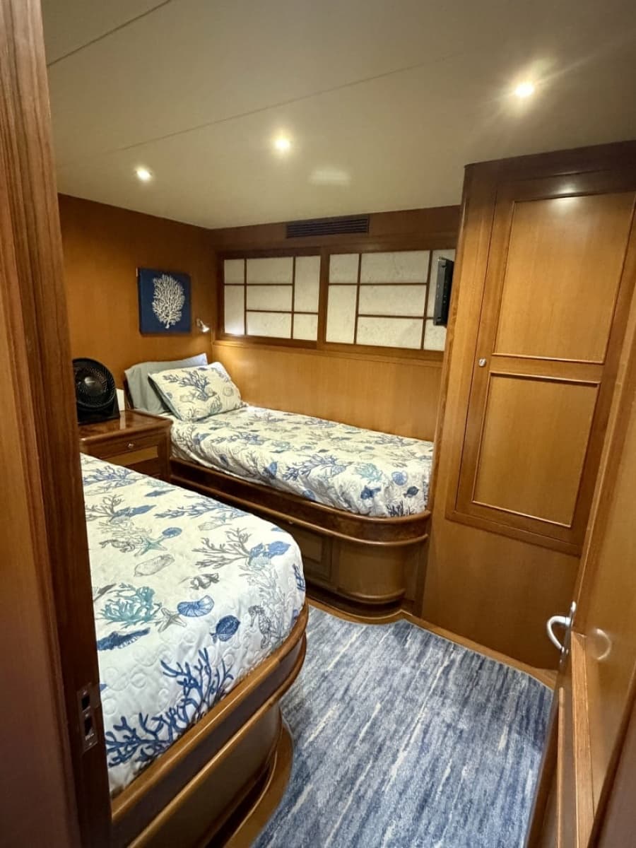 2012 Alaskan 70 Motor Yacht - Photo 65