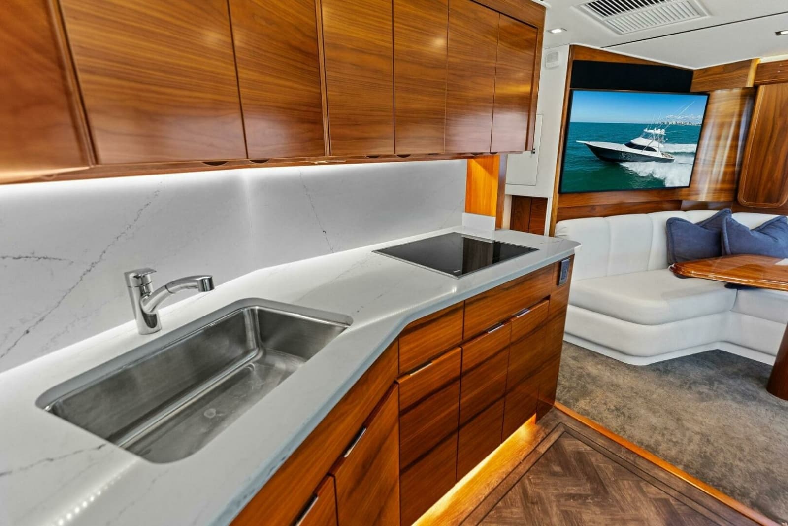 2023 Viking 54 Convertible - Photo 25