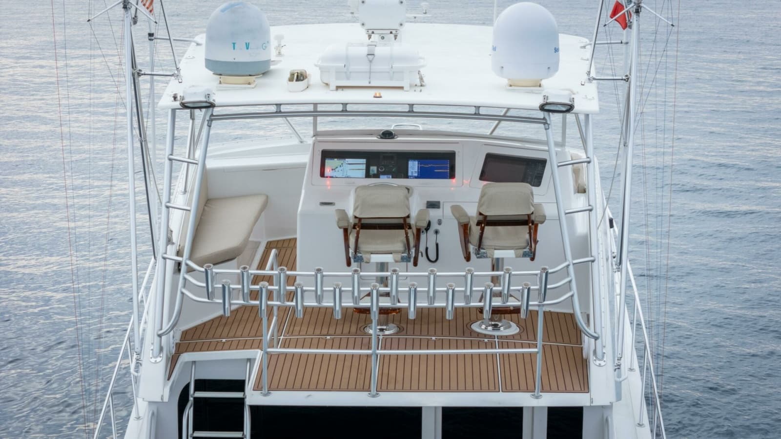 2000 Viking 55 Convertible - Photo 26