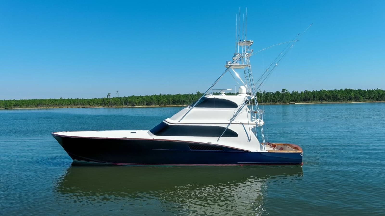 2005 Whiticar 76 Enclosed Bridge - Photo 70