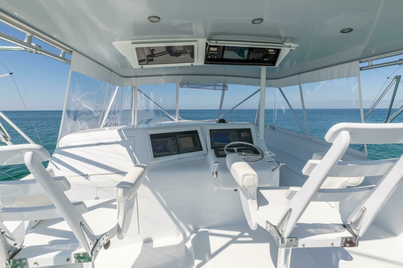 1998 Miller Marine 60 Convertible - Photo 18