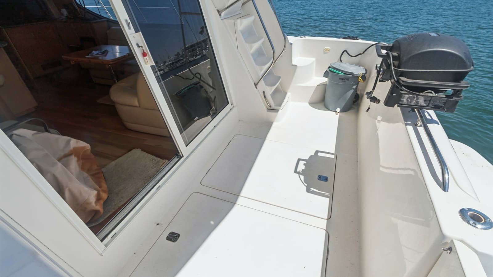 2005 Meridian 540 Pilothouse - Photo 35