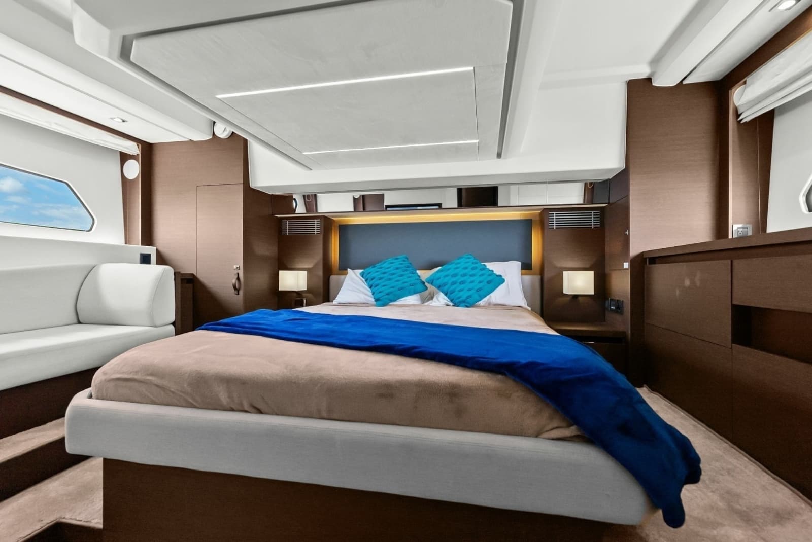 2020 Prestige 460 Flybridge - Photo 47